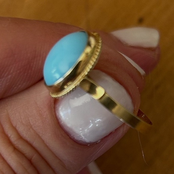 Vintage 9k gold turquoise oval ring. Size 8 - Picture 7 of 8